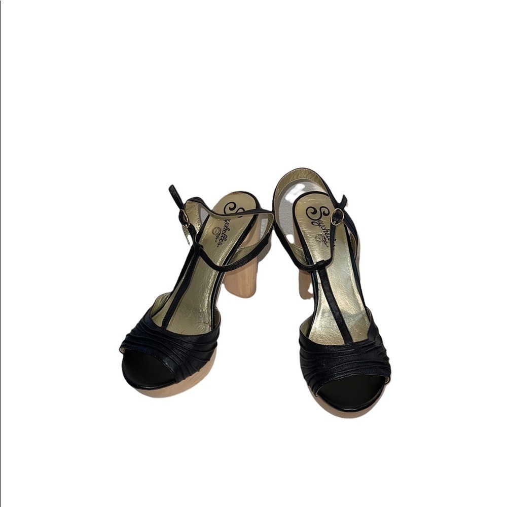 Seychelles black strapped Leather heels. Size 10
